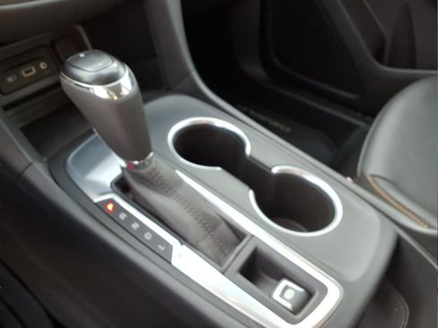 Used 2021 Chevrolet Equinox LT image 20