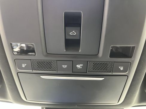 Used 2023 MAZDA CX-5 Signature image 28