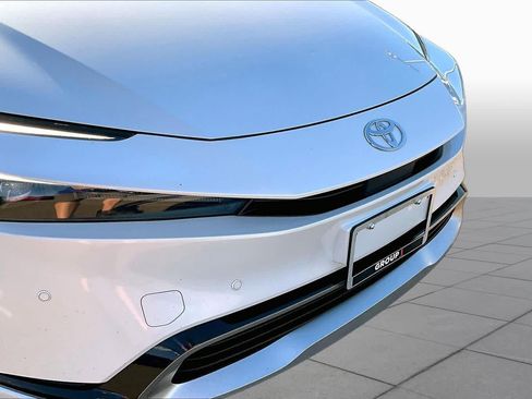 Used 2023 Toyota Prius Prime Premium FWD image 29