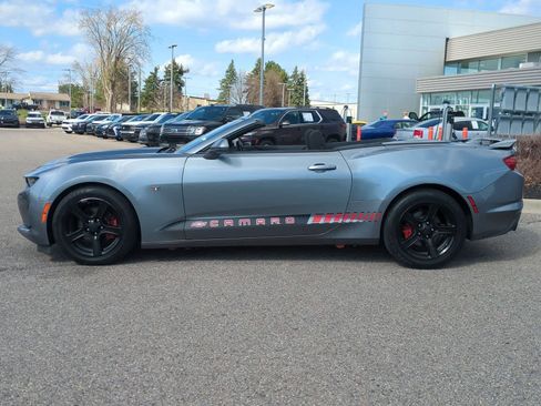 Used 2020 Chevrolet Camaro LT RWD image 5