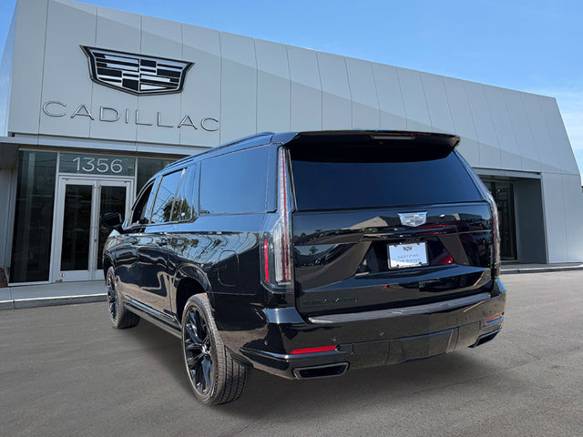 Certified 2025 Cadillac Escalade ESV Sport Platinum w/ LPO, ONYX Package AWD/4WD image 4