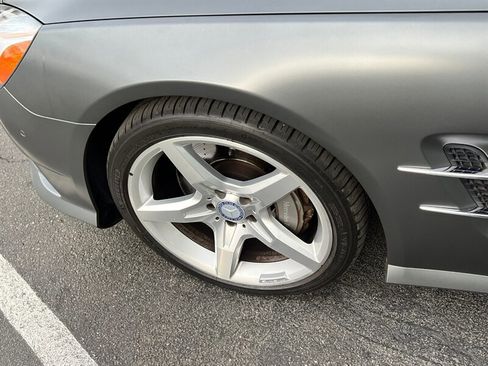 Used 2013 Mercedes-Benz SL 550 w/ Premium Pkg image 14