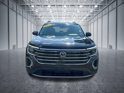 Used 2025 Volkswagen Atlas SE