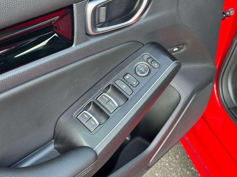 Used 2023 Honda Civic Touring image 19