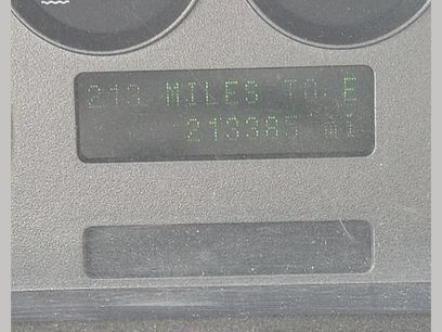 Used 2005 Ford Taurus SEL