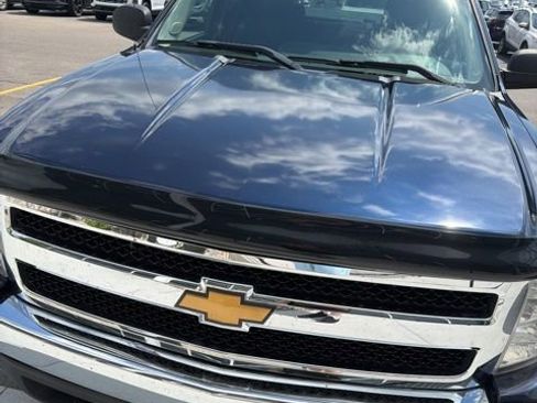 Used 2008 Chevrolet Silverado 1500 LT w/ All Star Edition AWD/4WD image 2