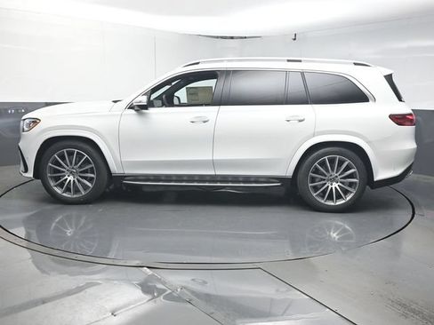 Used 2026 Mercedes-Benz GLS 450 4MATIC image 5