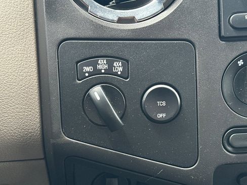 Used 2010 Ford F250 4x4 SuperCab Super Duty image 19