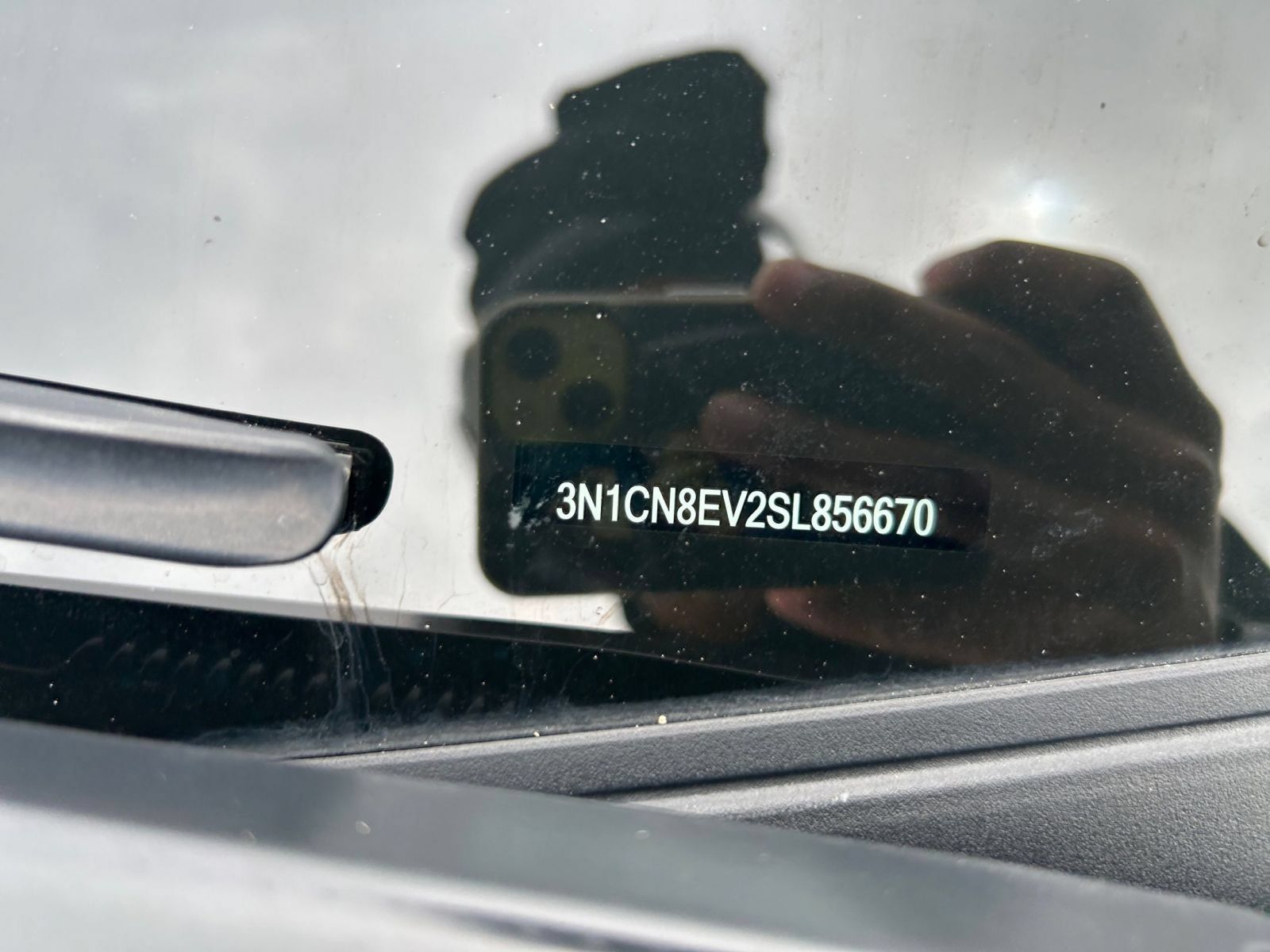 Used 2025 Nissan Versa SV FWD image 22