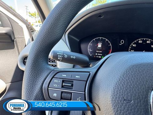 New 2026 Honda HR-V LX image 18