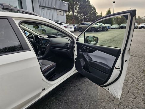 Used 2022 Subaru Crosstrek 2.0i Premium w/ Popular Package #2 image 10