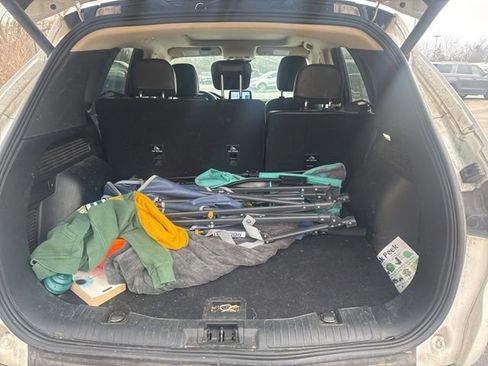 Used 2020 Ford Escape SE Sport image 16