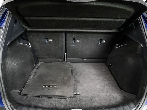 Used 2019 Nissan Kicks SV image 31