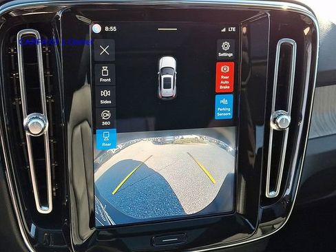 Certified 2023 Volvo XC40 B5 Plus w/ Driver Assist Package AWD/4WD image 22