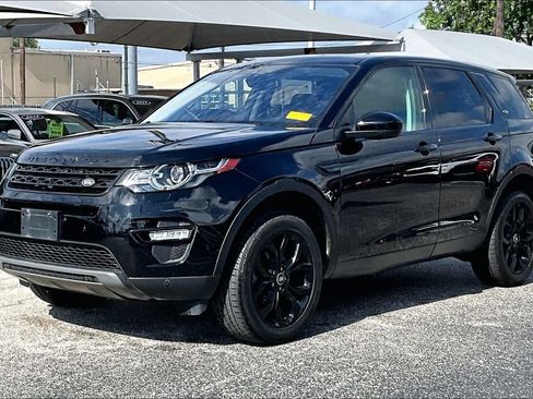 Used 2019 Land Rover Discovery Sport HSE AWD/4WD image 2