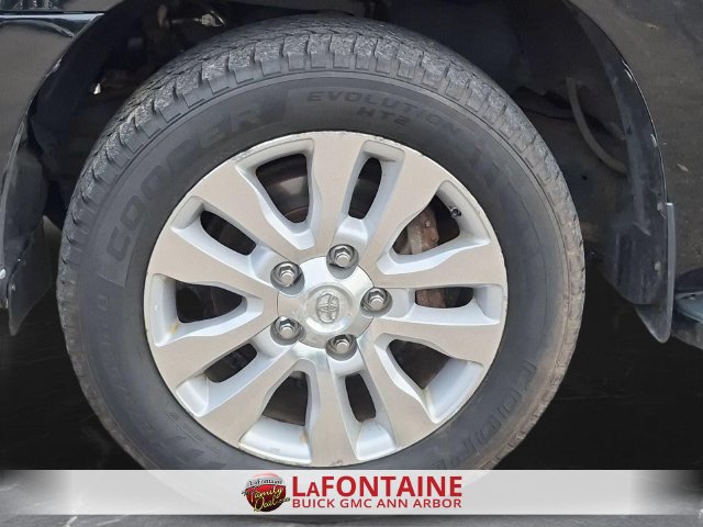 Used 2014 Toyota Sequoia Platinum AWD/4WD image 32