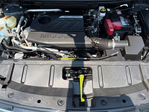 Used 2025 Nissan Rogue SV AWD/4WD image 22