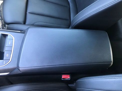 Used 2022 BMW 430i Convertible w/ Convenience Package image 35