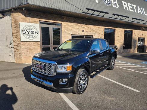 Used 2017 GMC Canyon Denali image 1