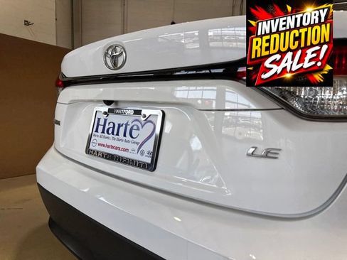 Used 2022 Toyota Corolla LE FWD image 31