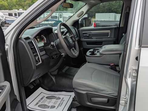 Used 2018 RAM 2500 SLT image 9