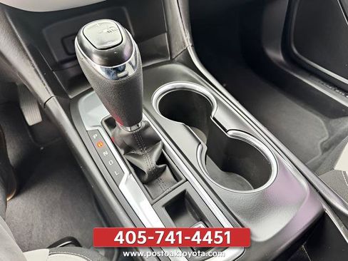 Used 2018 Chevrolet Equinox LS FWD image 19