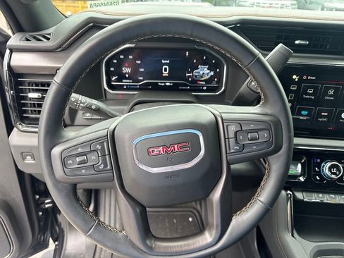 Certified 2025 GMC Sierra 2500 AT4 w/ AT4 Premium Plus Package AWD/4WD image 11