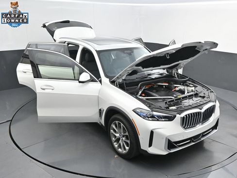 Certified 2024 BMW X5 xDrive50e w/ Executive Package AWD/4WD image 61