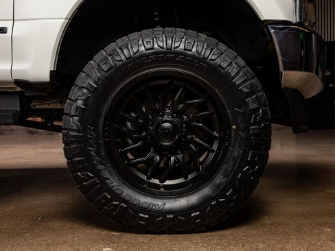 Used 2021 Ford F250 Lariat image 12