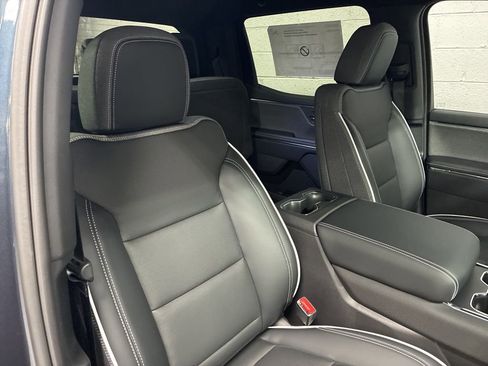 New 2026 GMC Sierra EV Elevation image 11