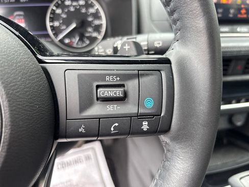 Certified 2023 Nissan Rogue SV w/ SV Premium B Package AWD/4WD image 24