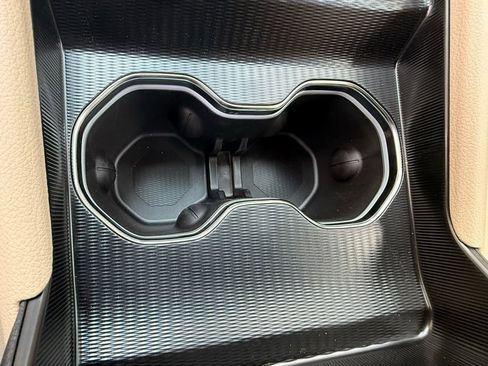 New 2026 Jeep Grand Cherokee Limited image 17