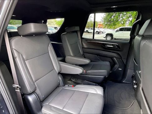 Certified 2025 Chevrolet Tahoe Z71 w/ Comfort Package AWD/4WD image 26