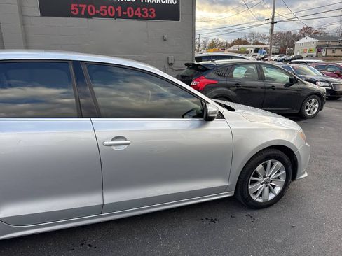 Used 2015 Volkswagen Jetta Sport FWD image 10