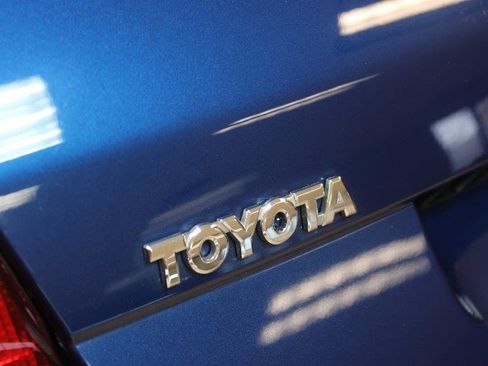 Used 2001 Toyota MR2 RWD image 23