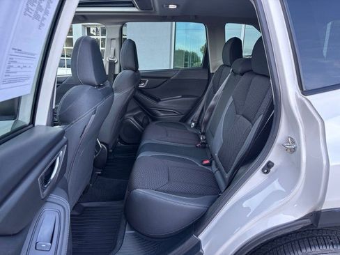 Certified 2022 Subaru Forester Premium AWD/4WD image 32