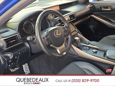 Used 2019 Lexus IS 300 F Sport w/ F Sport Package RWD image 7