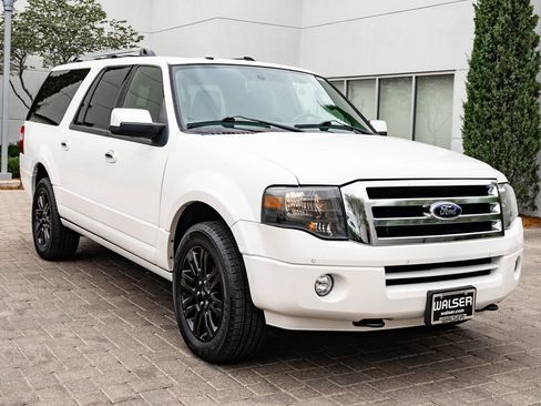 Used 2014 Ford Expedition EL Limited w/ Equipment Group 301A AWD/4WD image 12