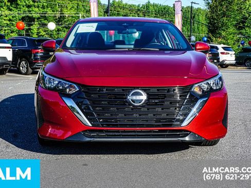 Used 2024 Nissan Sentra SV FWD image 9
