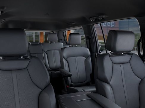 New 2026 Jeep Grand Wagoneer Limited AWD/4WD image 26