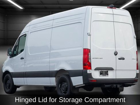 Used 2025 Mercedes-Benz Sprinter 2500 image 12