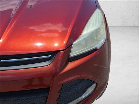Used 2015 Ford Escape SE w/ Equipment Group 201A FWD image 9