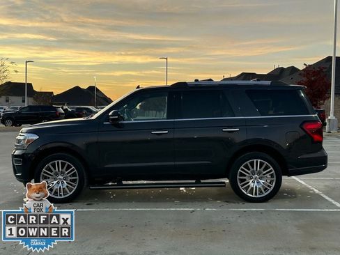 Used 2024 Ford Expedition Limited image 8