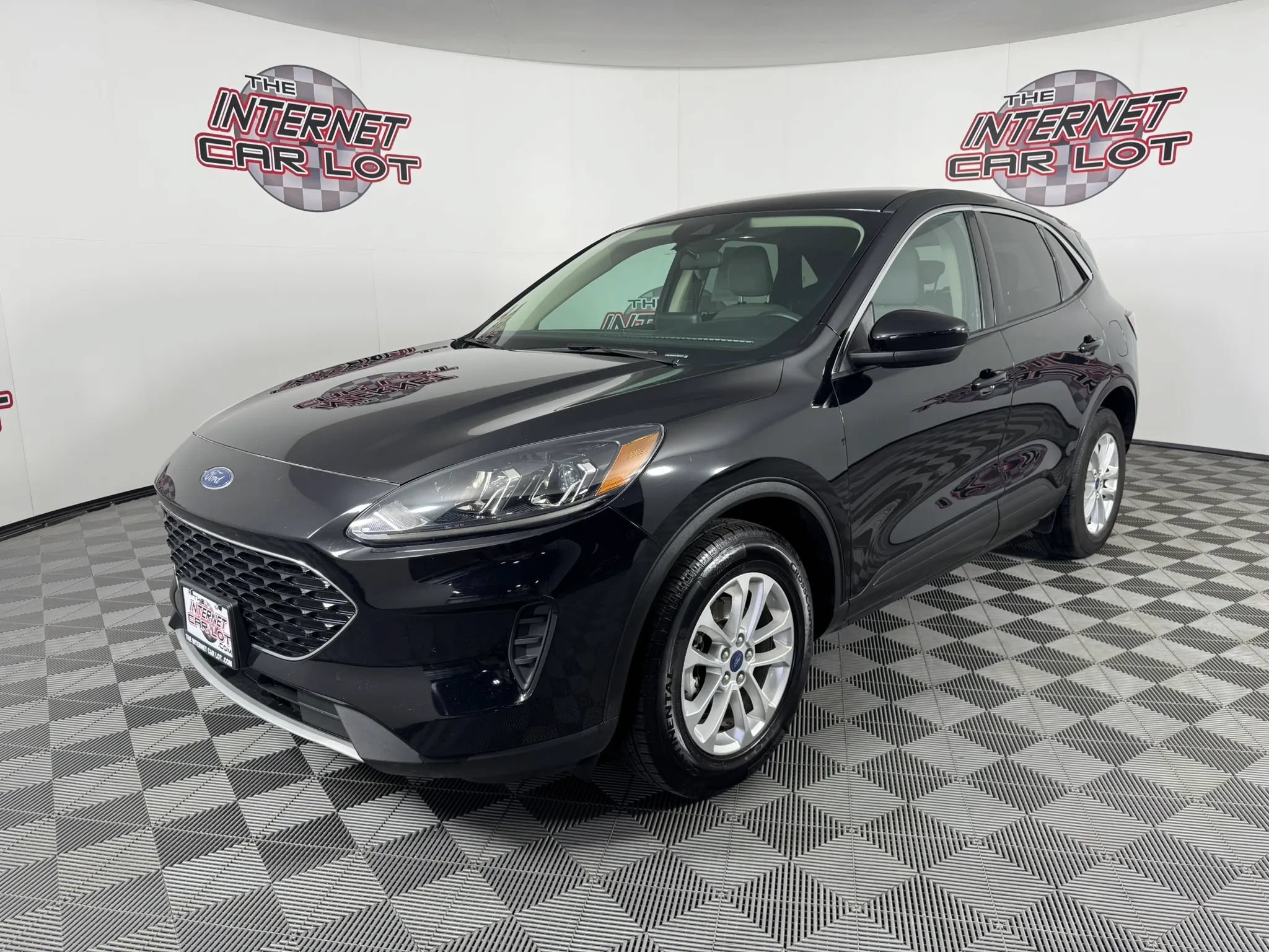 Used 2020 Ford Escape SE AWD/4WD image 3