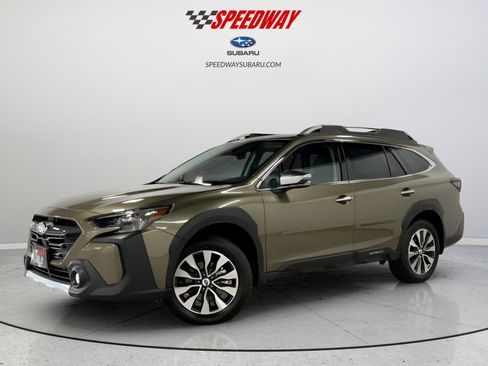 New 2025 Subaru Outback Touring XT image 3