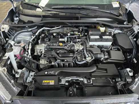 Certified 2026 Toyota Corolla Cross XLE image 9