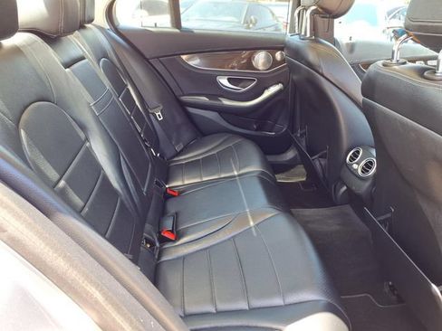 Used 2015 Mercedes-Benz C 300 4MATIC Sedan image 23