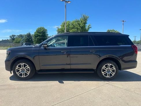 Certified 2025 Ford Expedition Max Active AWD/4WD image 2