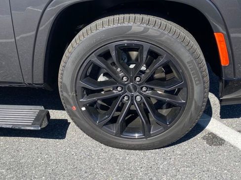 New 2023 Jeep Grand Wagoneer L Series III w/ Quick Order Packagew 28T image 12