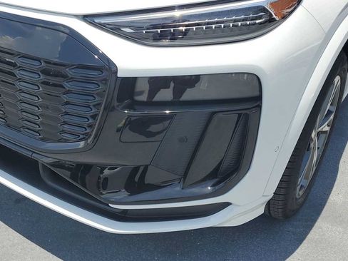 New 2027 Audi Q6 e-tron Premium Plus AWD/4WD image 10